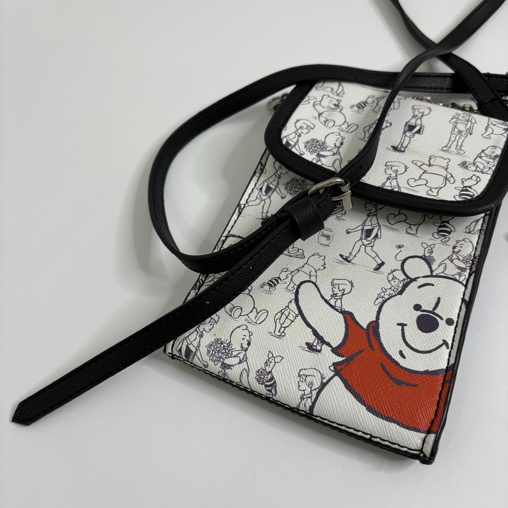 Disney Winnie The Pooh & Friends Sketch Print Crossbody Bag Cell Phone Bradford - Picture 2 of 10